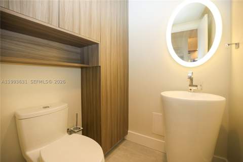 300 Bayview Dr 216, Sunny Isles Beach FL - photo 13 of 27