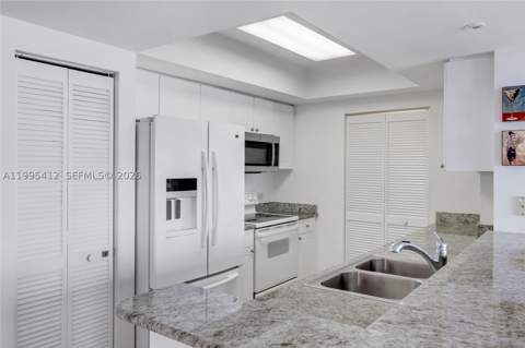 19501 W Country Club Dr 2412, Aventura FL - photo 8 of 26