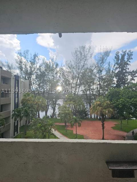 10000 NW 80th Ct 2415, Hialeah Gardens FL - photo 8 of 8
