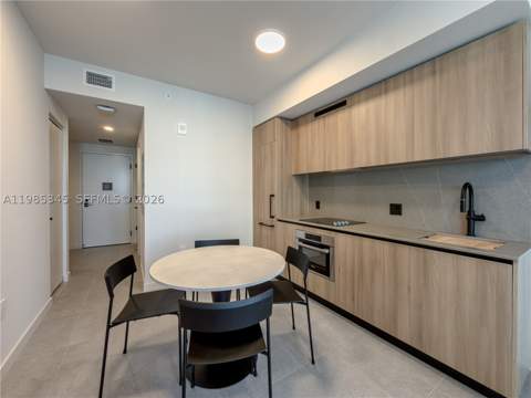 121 NE 5th St 2211, Miami FL - photo 10 of 46