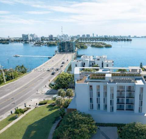 7860 NE Bayshore Ct 2D, Miami FL - photo 7 of 9