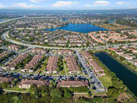 22441 SW 88th Pl 202-5, Cutler Bay FL - photo 13 of 15