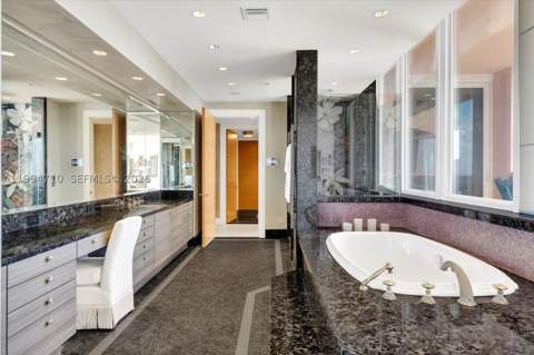 60 Edgewater Dr Ts-A, Coral Gables FL - photo 14 of 36