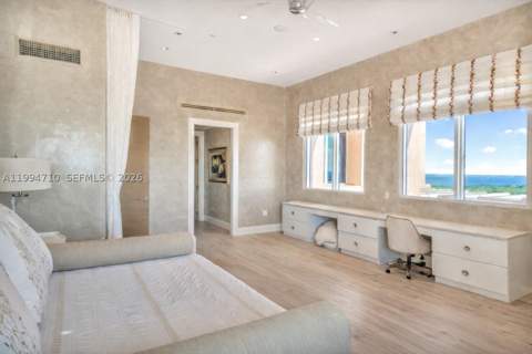 60 Edgewater Dr Ts-A, Coral Gables FL - photo 21 of 36