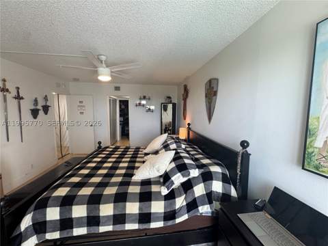 100 Bayview Dr 725, Sunny Isles Beach FL - photo 12 of 28