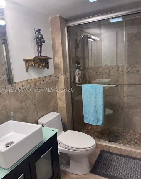 100 Bayview Dr 725, Sunny Isles Beach FL - photo 21 of 28