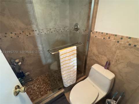 100 Bayview Dr 725, Sunny Isles Beach FL - photo 22 of 28