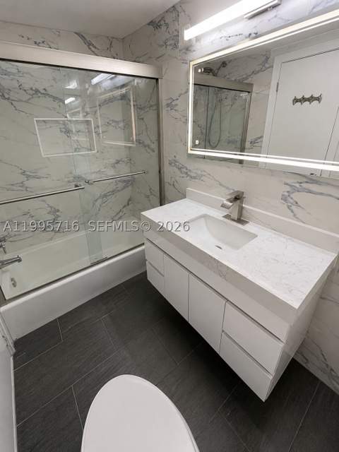2750 NE 183rd St 2407, Aventura FL - photo 10 of 15