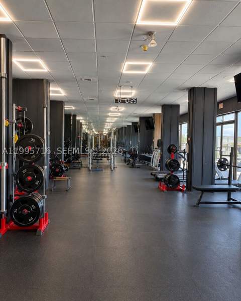 2750 NE 183rd St 2407, Aventura FL - photo 14 of 15