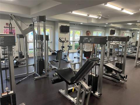 3001 NE 185th St 122, Aventura FL - photo 14 of 15