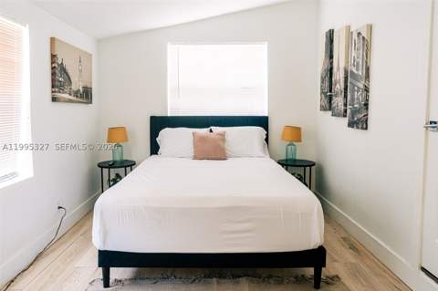 920 NW 84th St, Miami FL - photo 13 of 19