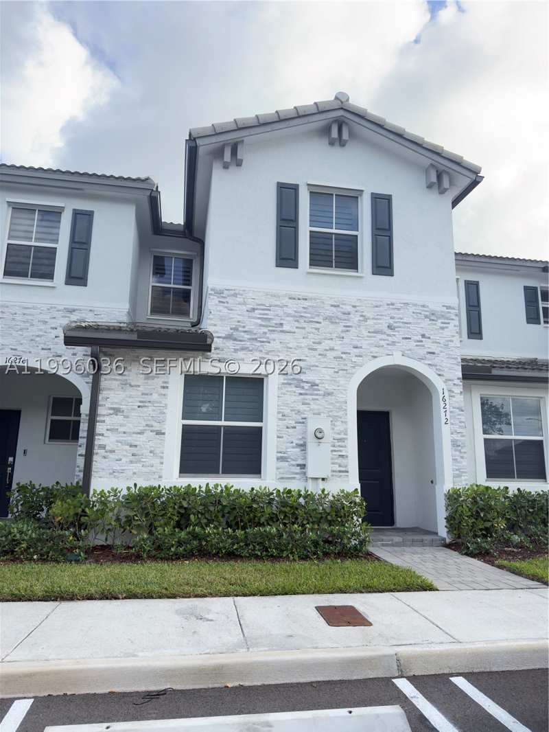 3 bedroom Townhouse at 16272 SW 291st St, Cedar Pointe, Homestead — photo 1
