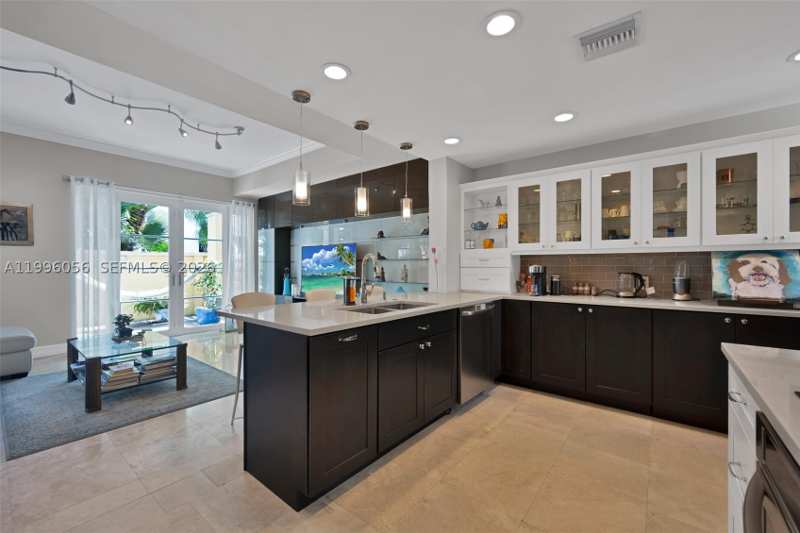 3 bedroom Townhouse at 18345 NE 30th Pl 18345, Aventura Bay Townhomes, Aventura — photo 1