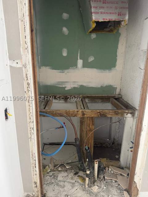 290 NW 125th Ave, Miami FL - photo 11 of 28