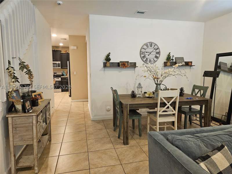 5 bedroom SingleFamilyResidence at 4117 NE 21st St, Country Gardens South, Homestead — photo 5