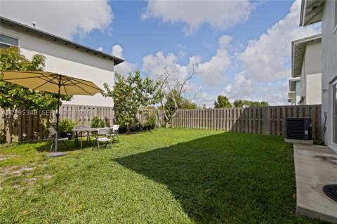 17970 SW 105th Ave, Miami FL - photo 24 of 25