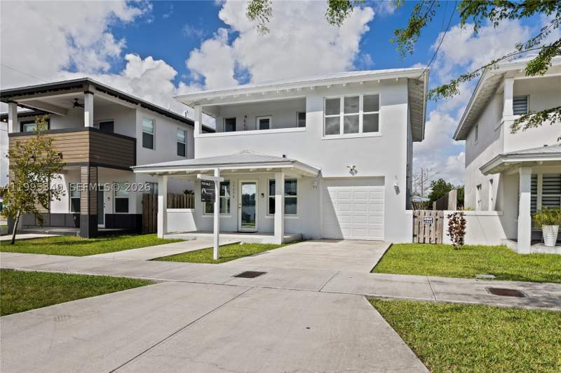 4 bedroom SingleFamilyResidence at 17970 SW 105th Ave, West Perrine Homes, Miami — photo 3