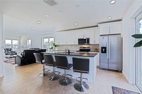 17970 SW 105th Ave, Miami FL - photo 8 of 25