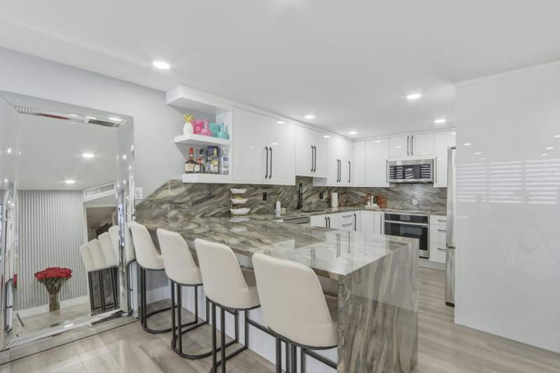 2 bedroom Condominium at 6039 Collins Avenue 609, Maison Grande Condo, Miami Beach — photo 3
