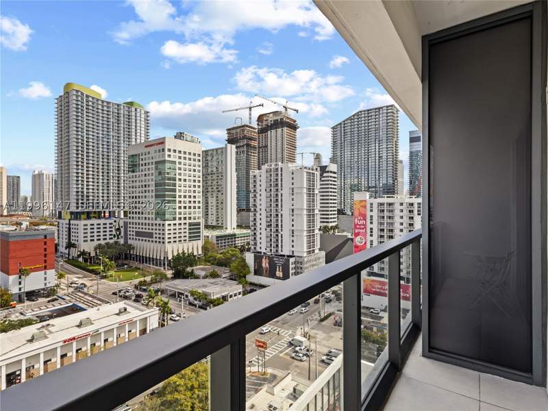 1 bedroom Condominium at 239 SW 9th St 1403, smart Brickel condo, Miami — photo 5