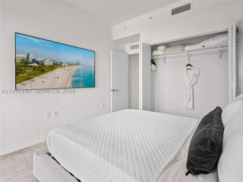 239 SW 9th St 1403, Miami FL - photo 9 of 33