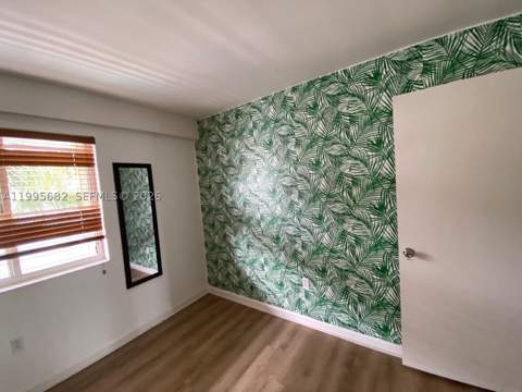 1401 Bay Rd 412, Miami Beach FL - photo 7 of 8