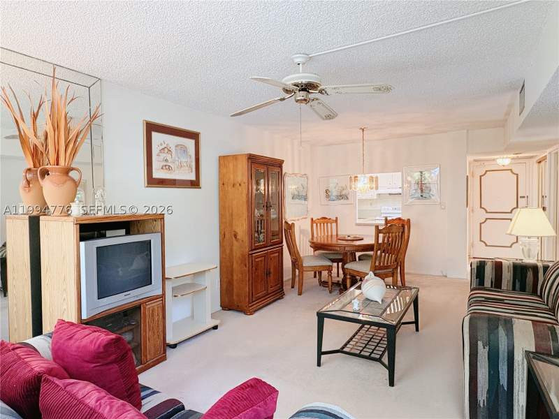1 bedroom Condominium at 210 172nd St 333, Avila South Condo, Sunny Isles Beach — photo 4