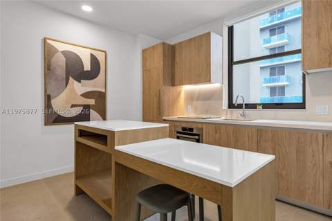 11 NE 6th St 407, Miami FL - photo 6 of 31