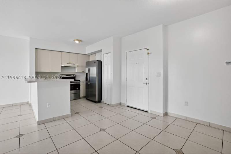 2 bedroom Condominium at 11060 SW 196th St 504, Paradise Pointe Condo, Cutler Bay — photo 3