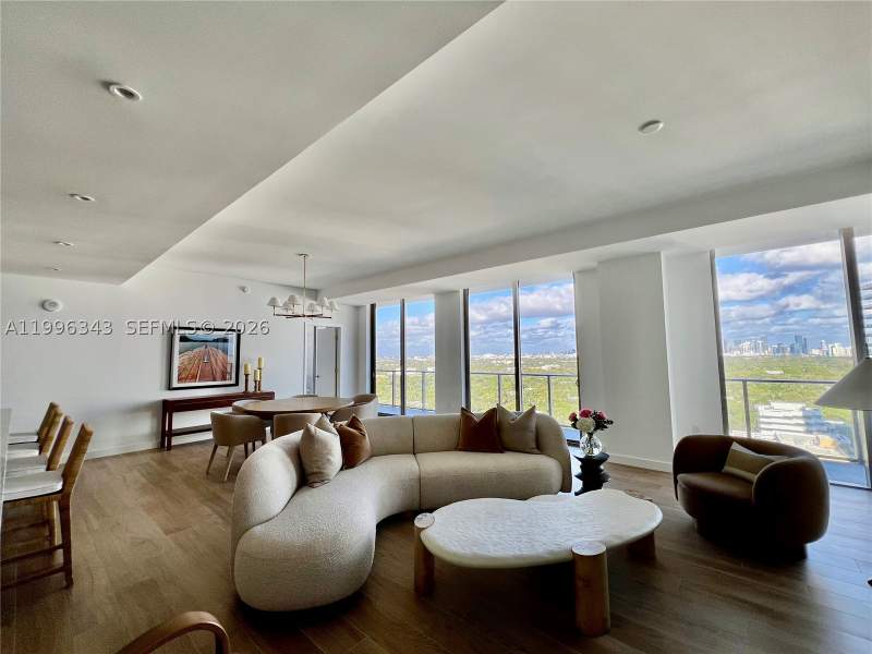 3 bedroom Condominium at 2678 Tigertail Ave 2006, Mr. C Tigertail Tower, Coconut Grove — photo 5