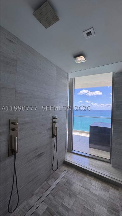 18975 Collins Ave 2500, Sunny Isles Beach FL - photo 17 of 35