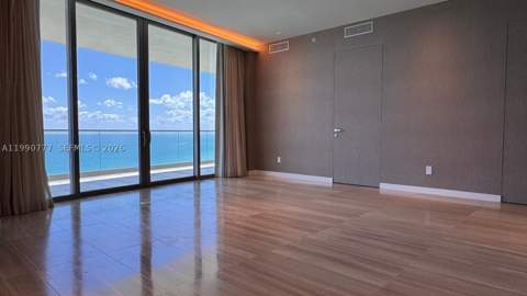 18975 Collins Ave 2500, Sunny Isles Beach FL - photo 22 of 35