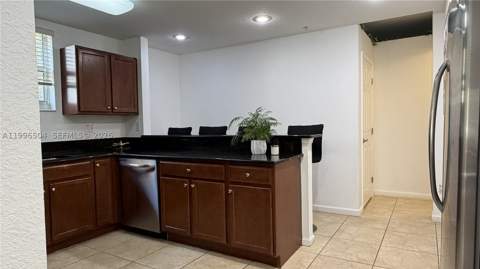 11605 NW 89th St 220, Doral FL - photo 7 of 32