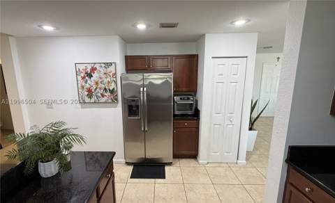 11605 NW 89th St 220, Doral FL - photo 8 of 32
