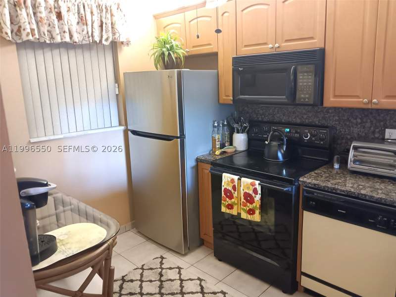 1 bedroom Condominium at 3545 NE 166th St 306, Coral Isle West Condo, North Miami Beach — photo 3