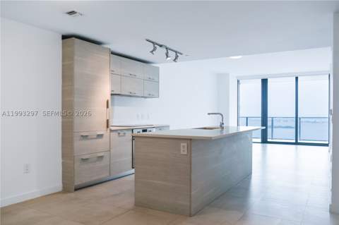 650 NE 32nd St 2104, Miami FL - photo 10 of 52