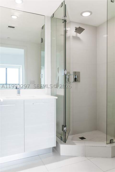 650 NE 32nd St 2104, Miami FL - photo 21 of 52