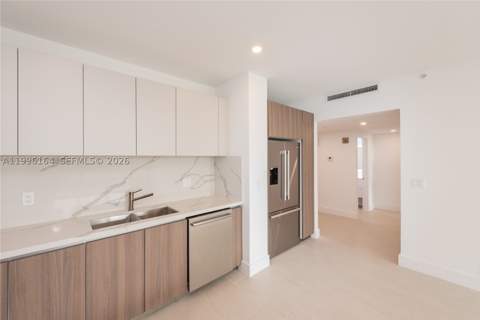 151 Crandon Blvd 241, Key Biscayne FL - photo 8 of 29