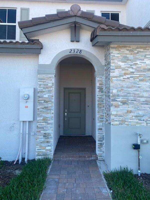 3 bedroom Townhouse at 2354 NW 125th Street, Golf Ests 1st Addn, Miami — photo 1