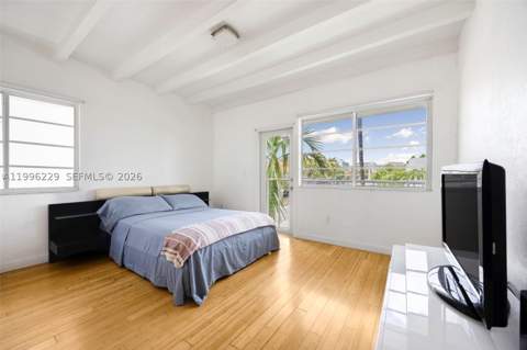 3915 N Meridian Ave 201, Miami Beach FL - photo 9 of 33