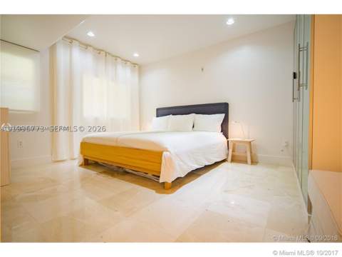 929 Michigan Ave 1, Miami Beach FL - photo 10 of 16