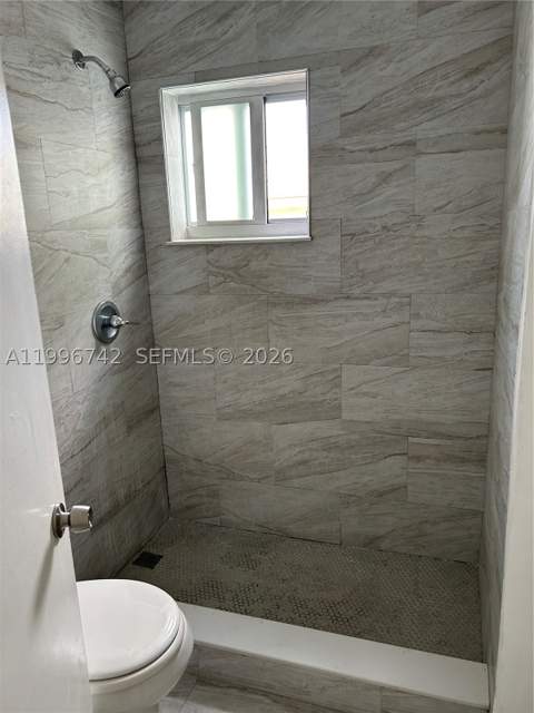 1110 Salzedo St 2C, Coral Gables FL - photo 12 of 17
