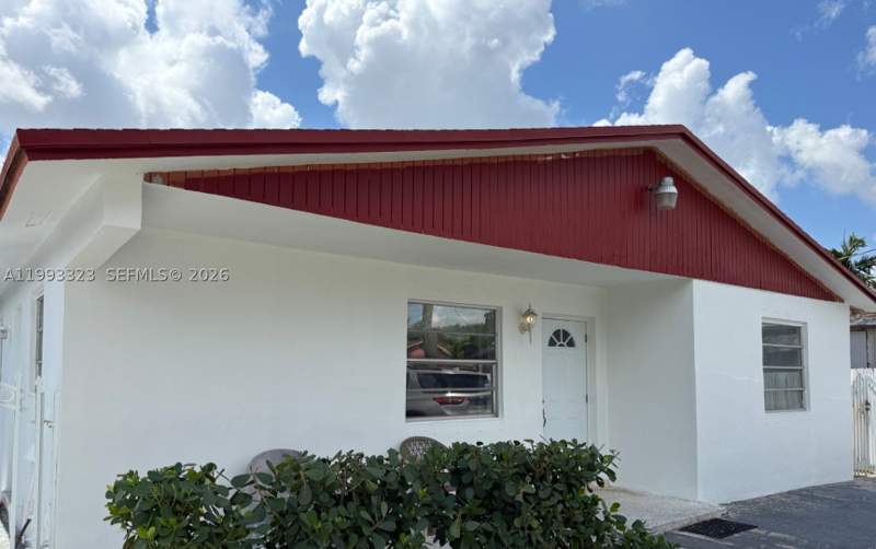 3 bedroom SingleFamilyResidence at 3066 NW 28th St, Riverside Manor, Miami — photo 2