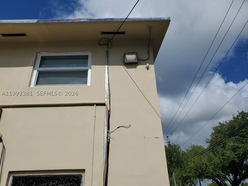 1 bedroom Condominium at 3901 SW 78th Ct 221, Tropical Manor Condo, Miami — photo 4