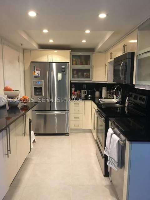 2333 Brickell Ave Ph207, Miami FL - photo 8 of 18