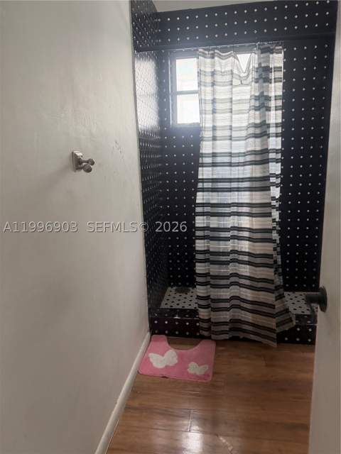 634 SW 10th Ave, Miami FL - photo 11 of 18