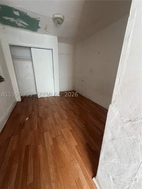 634 SW 10th Ave, Miami FL - photo 7 of 18