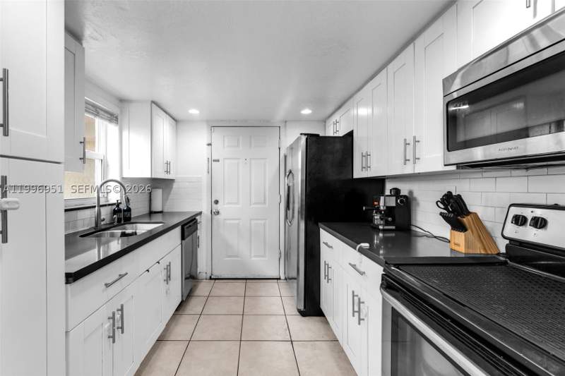 2 bedroom Condominium at 8500 SW 109th Ave 6-114, Courtyards At Kendall Con, Miami — photo 3