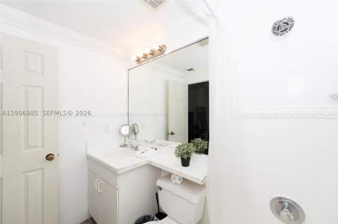 918 Ocean Dr 202, Miami Beach FL - photo 16 of 18