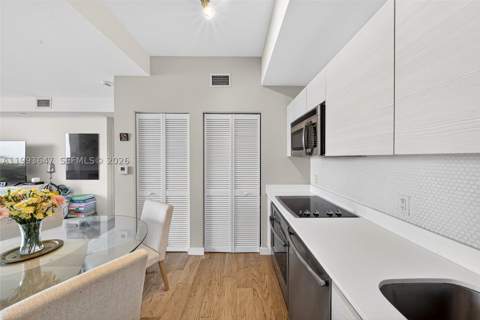 4250 Biscayne Blvd 609, Miami FL - photo 10 of 33